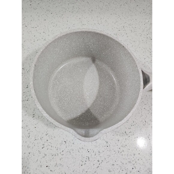 Masterclass Saucepan 6.5 inch 1.5 QT With Lid Premium Kitchen Cookware - Picture 5 of 7